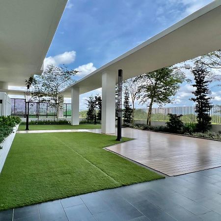 Royale Cottage Midvalley Netflix Pools 4 Pax Johor Bahru Eksteriør bilde