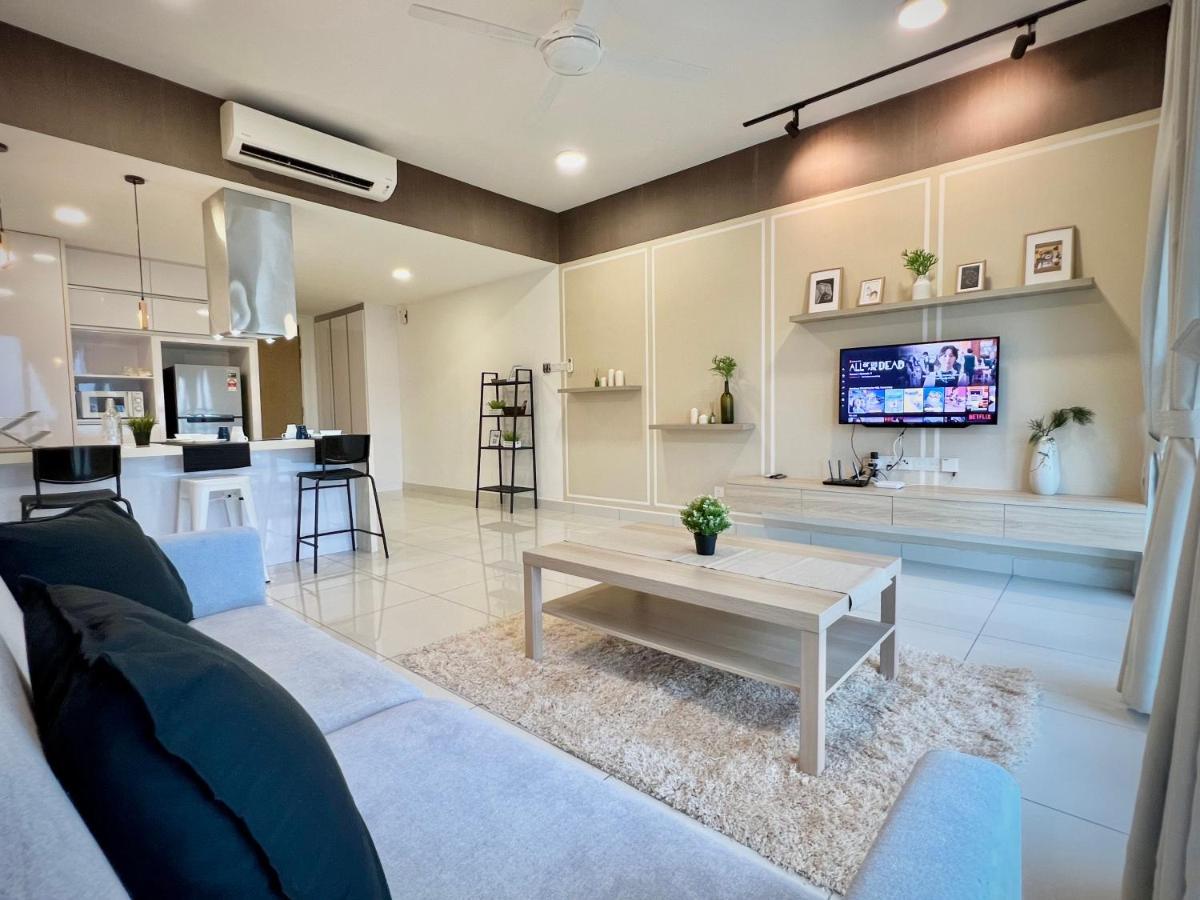 Royale Cottage Midvalley Netflix Pools 4 Pax Johor Bahru Eksteriør bilde