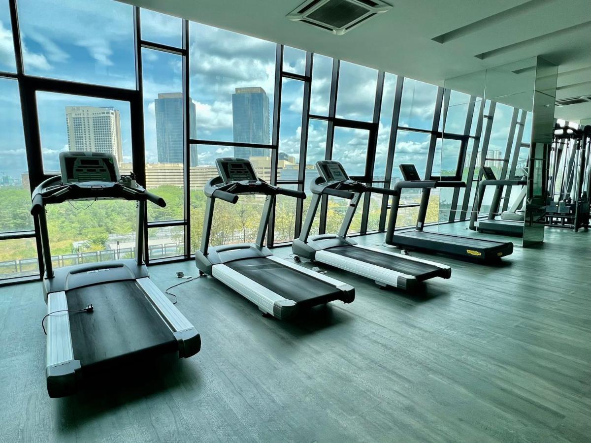 Royale Cottage Midvalley Netflix Pools 4 Pax Johor Bahru Eksteriør bilde